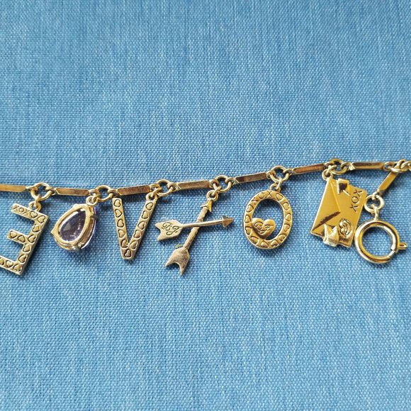 Betsey Johnson Necklace, Earrings, Bracelet "LOVE" Collection - NWOT - Picture 7 of 16